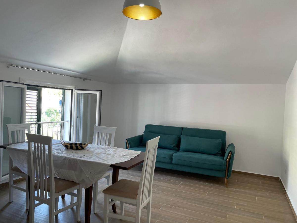 A Casa Di Alice Apartment Orikum Ngoại thất bức ảnh